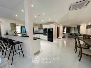 Casa en venta de 3 habitaciones en Bang Lamung, Chonburi