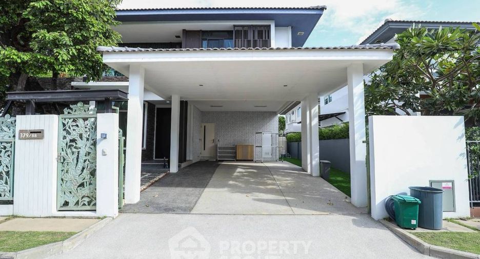 For rent and for sale 4 bedrooms house in Bang Khae, Bangkok