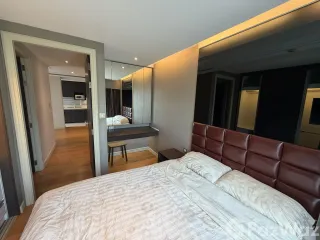 Condo en alquiler de 2 habitaciones en Khlong Toei, Bangkok