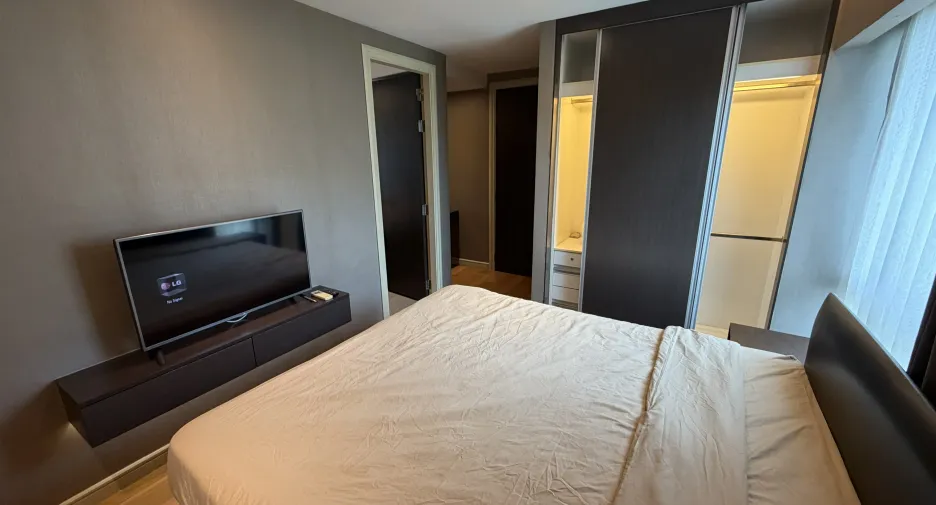 Condo en alquiler de 2 habitaciones en Khlong Toei, Bangkok
