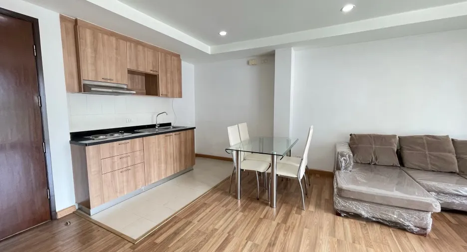 Condo en alquiler de 1 habitaciones en Khlong Toei, Bangkok