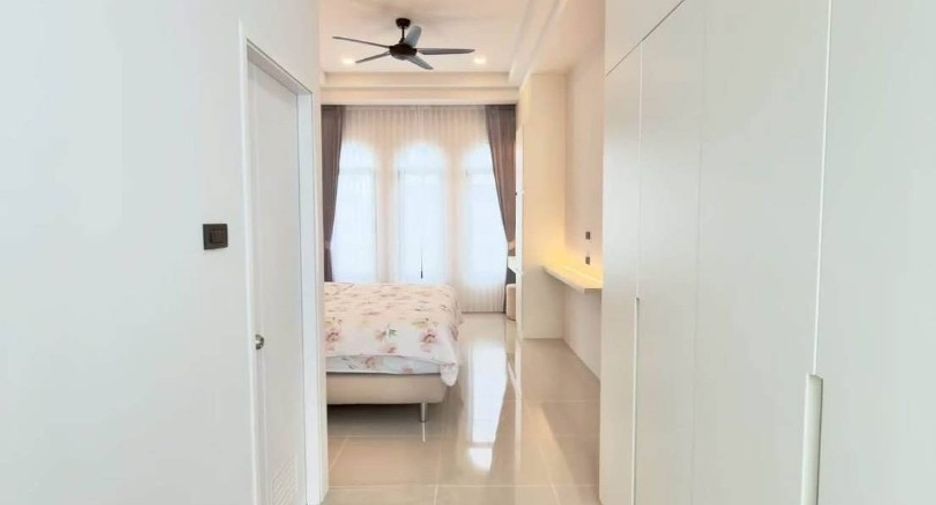 For sale 3 bedrooms house in Huay Yai, Pattaya