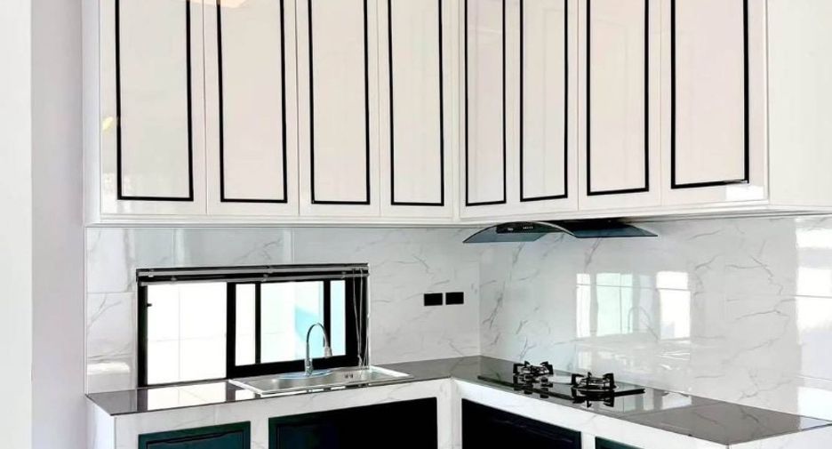 For sale 3 bedrooms house in Huay Yai, Pattaya