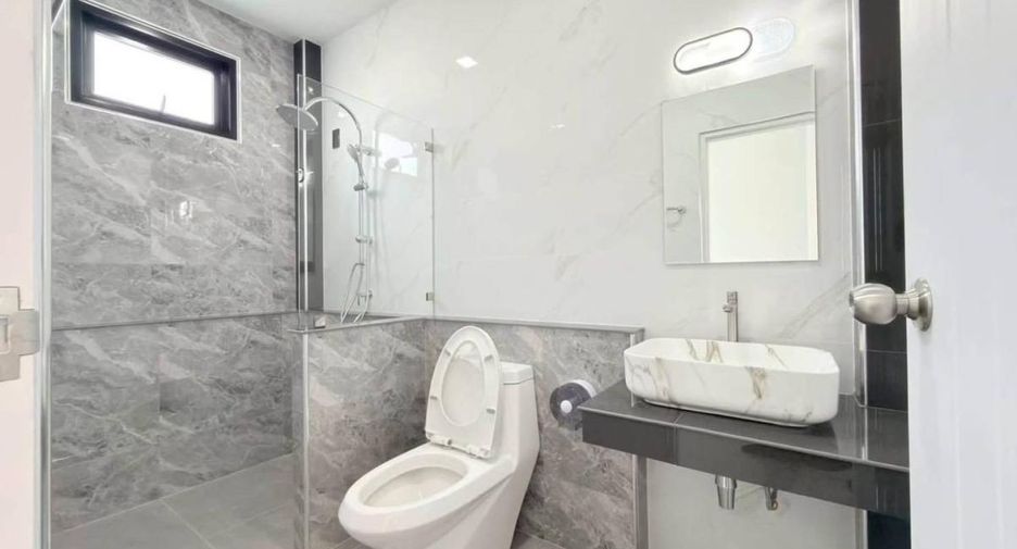 For sale 3 bedrooms house in Huay Yai, Pattaya