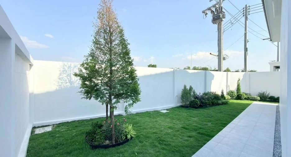 For sale 3 bedrooms house in Huay Yai, Pattaya