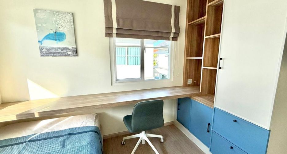 Haus zur Miete mit 4 Zimmer in Bang Phli, Samut Prakan