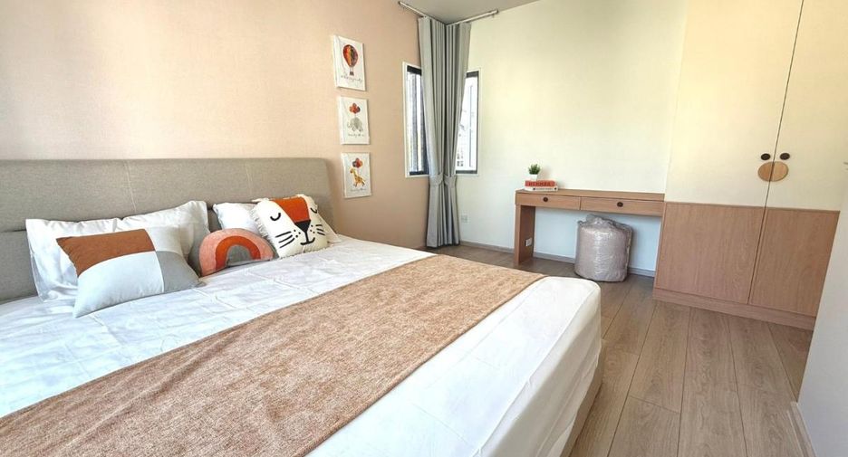 Haus zur Miete mit 4 Zimmer in Bang Phli, Samut Prakan