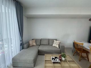 Casa adosada en alquiler de 3 habitaciones en Bang Phli, Samut Prakan