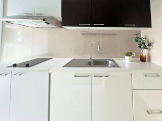 Продажа 1 кровать кондо в Щанг Тхонгланг, Бангкок