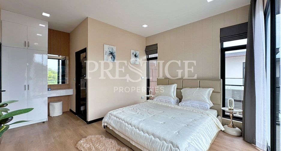 For sale 3 ベッドルーム house in Na Jomtien, Pattaya
