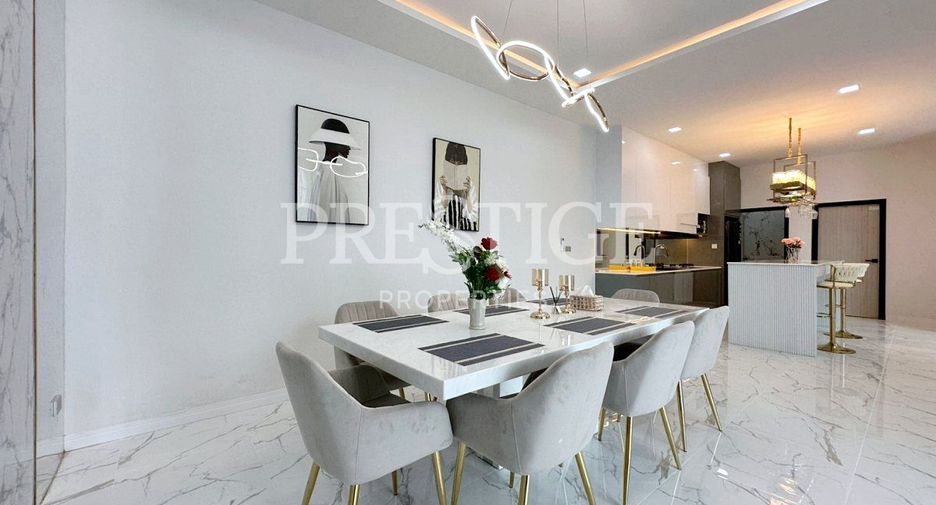 For sale 3 ベッドルーム house in Na Jomtien, Pattaya