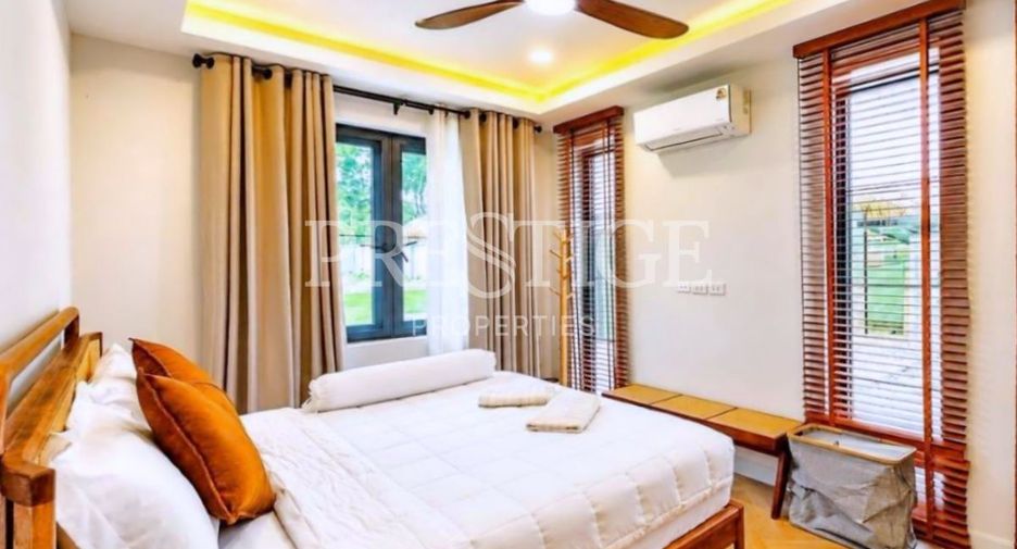 À louer 4 chambres maison à Huay Yai, Pattaya