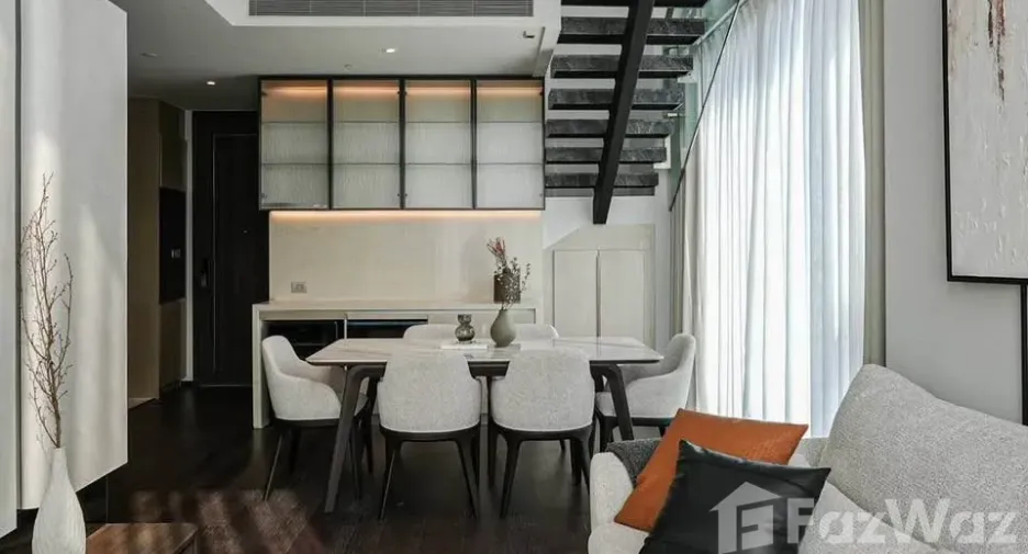 Condo en alquiler de 2 habitaciones en Khlong Toei, Bangkok