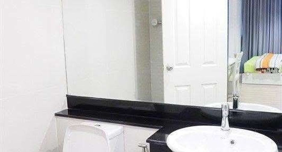 À vendre 1 chambre condo à Huai Khwang, Bangkok