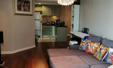 Condo en alquiler de 2 habitaciones en Huai Khwang, Bangkok