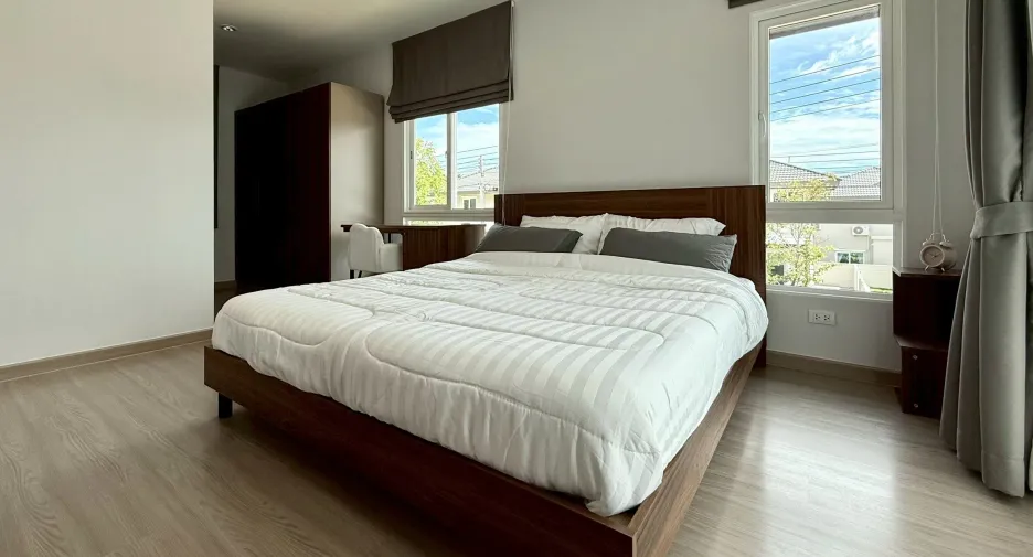 For rent 4 bedrooms house in Mueang Phuket, Phuket