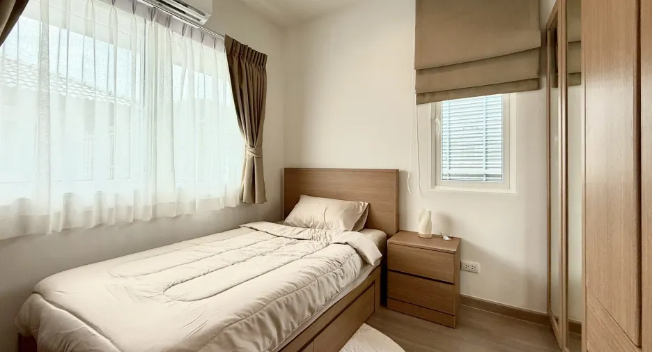 For rent 4 bedrooms house in Mueang Phuket, Phuket