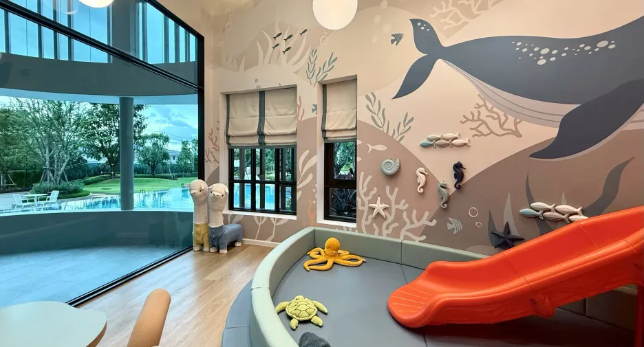 For rent 4 bedrooms house in Mueang Phuket, Phuket