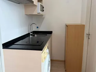 Condo en alquiler de estudio en Huai Khwang, Bangkok