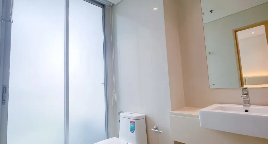 Wohnung zur Miete mit Studio in Khlong Toei, Bangkok