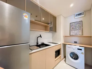 Wohnung zur Miete mit Studio in Khlong Toei, Bangkok