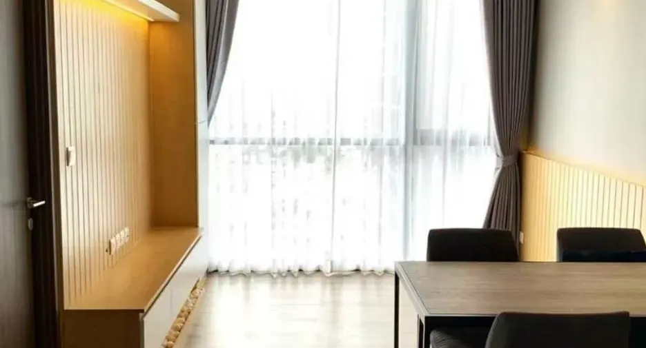 Condo en alquiler de 2 habitaciones en Bang Sue, Bangkok