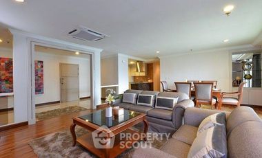 For rent 3 bedrooms apartment in Watthana, Bangkok