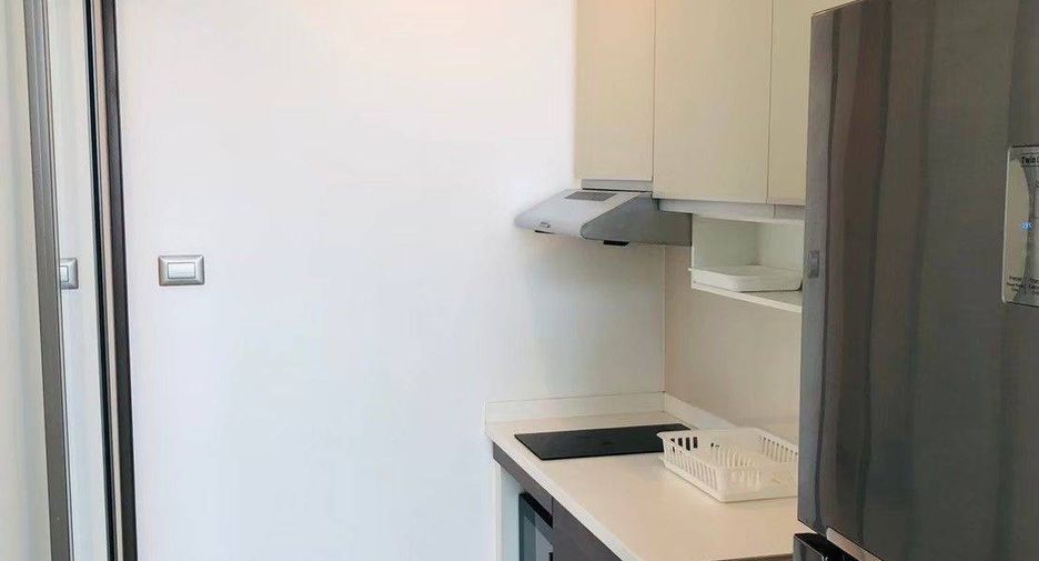 Condo en alquiler de 2 habitaciones en Watthana, Bangkok