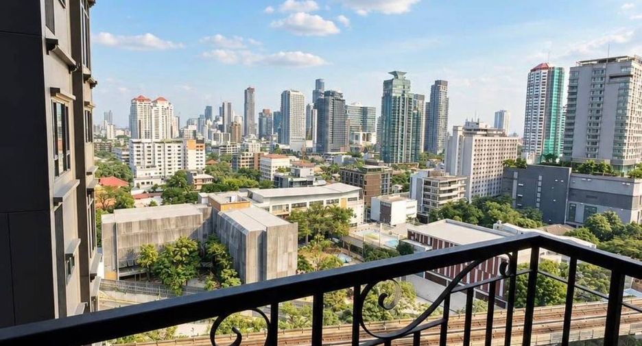 For rent 1 bed condo in Khlong Toei, Bangkok