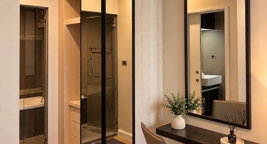 For rent 1 bed condo in Khlong Toei, Bangkok