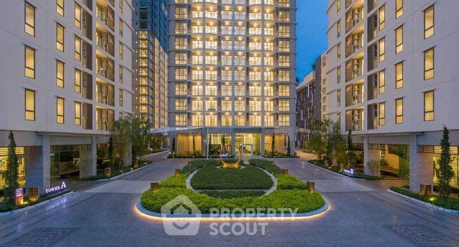 For rent 2 ベッドルーム condo in Watthana, Bangkok