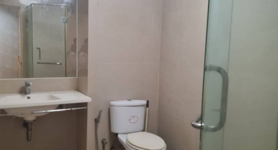 For rent 1 bed condo in Sathon, Bangkok