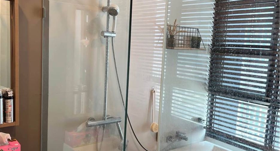 Condo en alquiler de 1 habitaciones en Watthana, Bangkok