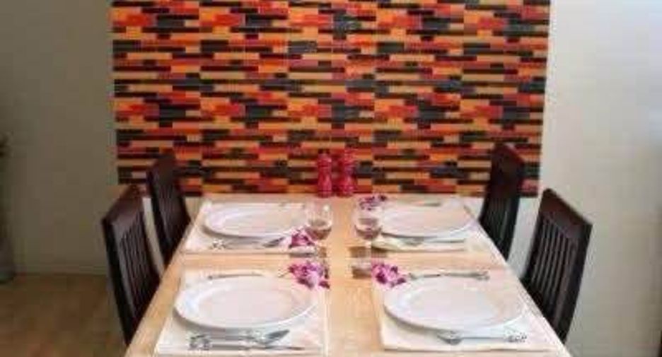 For rent 2 bedrooms condo in Sathon, Bangkok