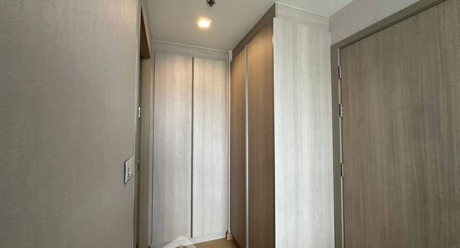 À louer 2 chambres condo à Bang Na, Bangkok