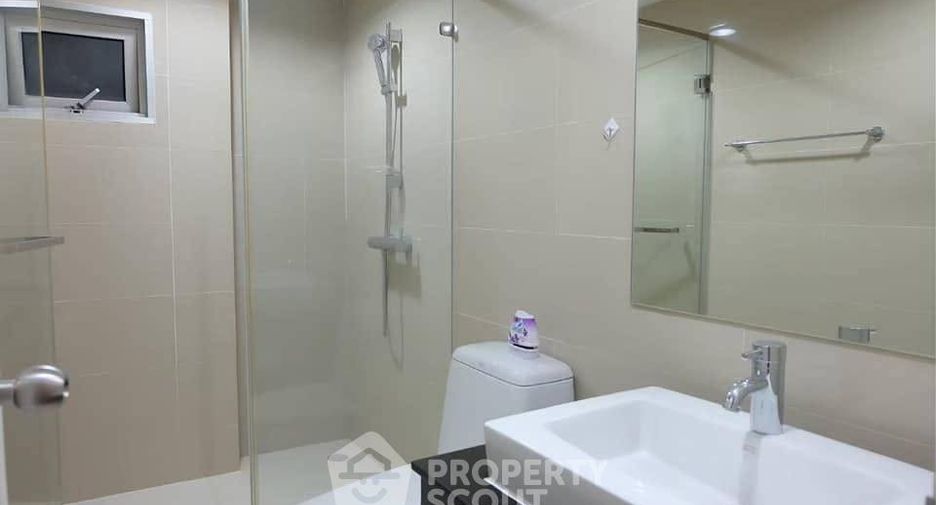 Wohnung zur Miete mit 2 Zimmer in Huai Khwang, Bangkok