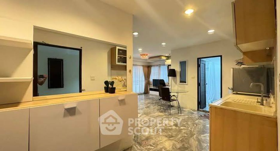 Condo en alquiler de 1 habitaciones en Khlong Toei, Bangkok