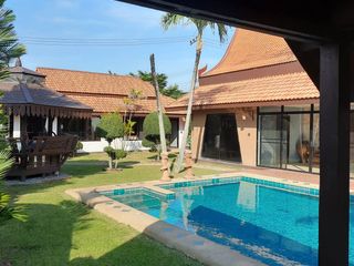 For rent 3 bedrooms villa in Bang Lamung, Chonburi