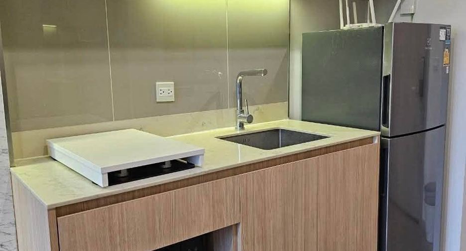 Wohnung zur Miete mit 1 Zimmer in Phaya Thai, Bangkok