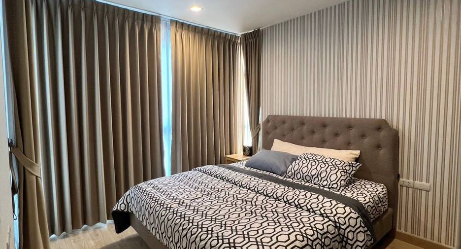For rent 2 bedrooms condo in Khlong Toei, Bangkok
