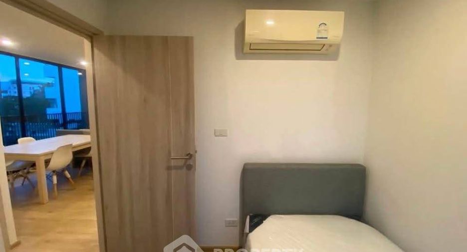 For rent 2 bedrooms condo in Phra Khanong, Bangkok