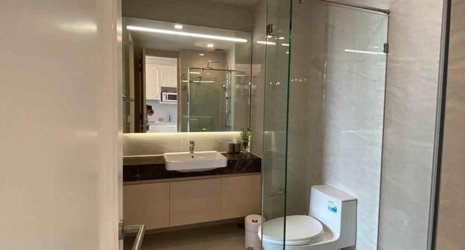 For rent 1 bed condo in Watthana, Bangkok