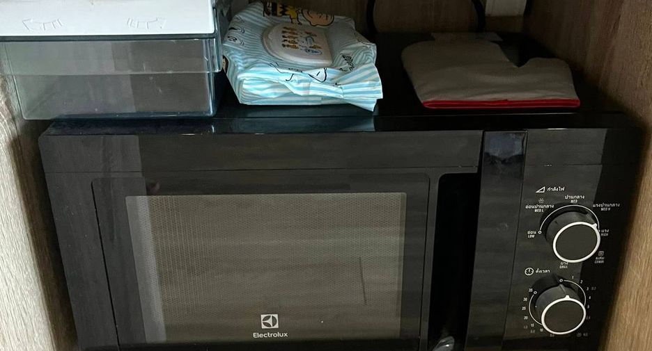 For rent 2 bedrooms condo in Sathon, Bangkok