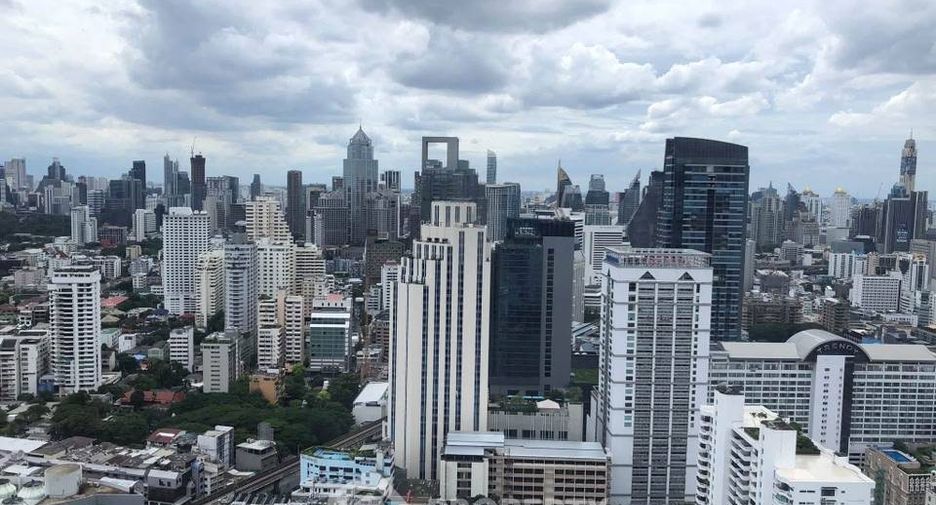 For rent 1 Beds condo in Khlong Toei, Bangkok