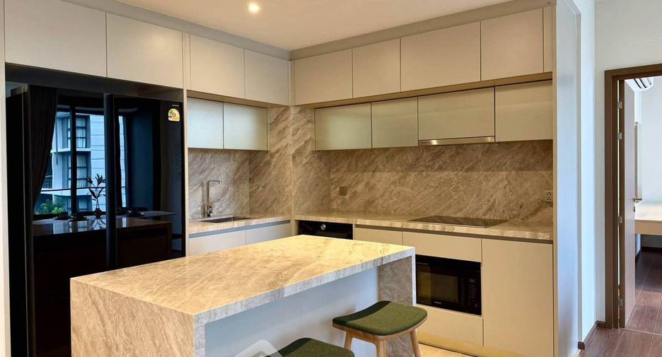 For rent 2 bedrooms condo in Khlong Toei, Bangkok
