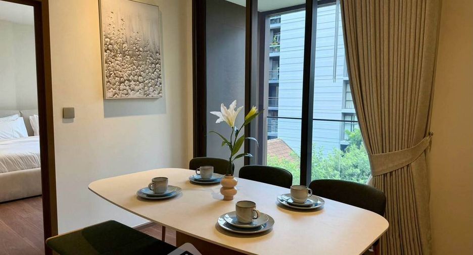 For rent 2 bedrooms condo in Khlong Toei, Bangkok