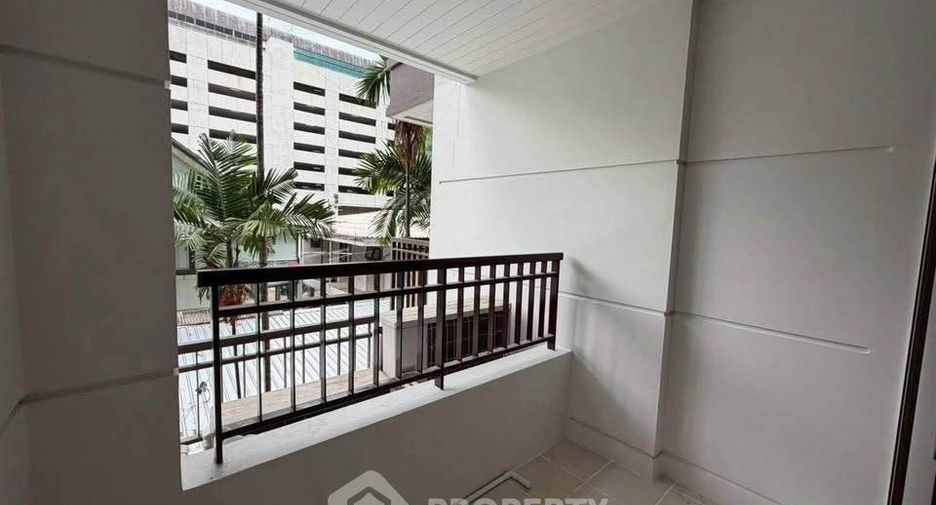 For rent 1 bed condo in Sathon, Bangkok