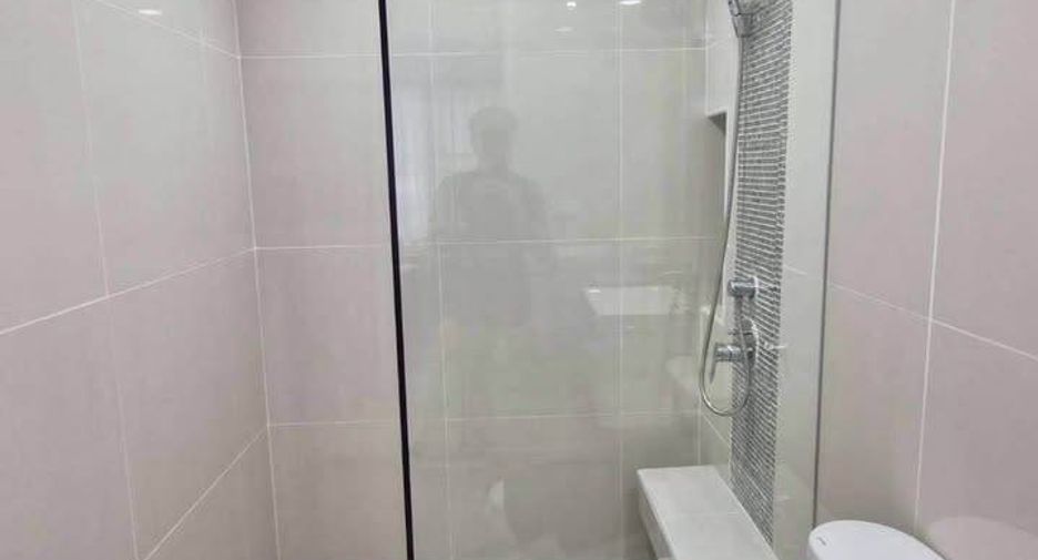 For rent 1 bed condo in Sathon, Bangkok