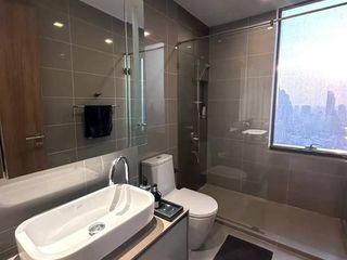 For rent 3 bedrooms condo in Bang Rak, Bangkok