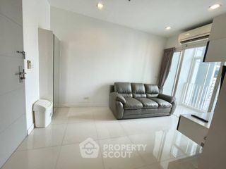 For rent 2 bedrooms condo in Phra Khanong, Bangkok